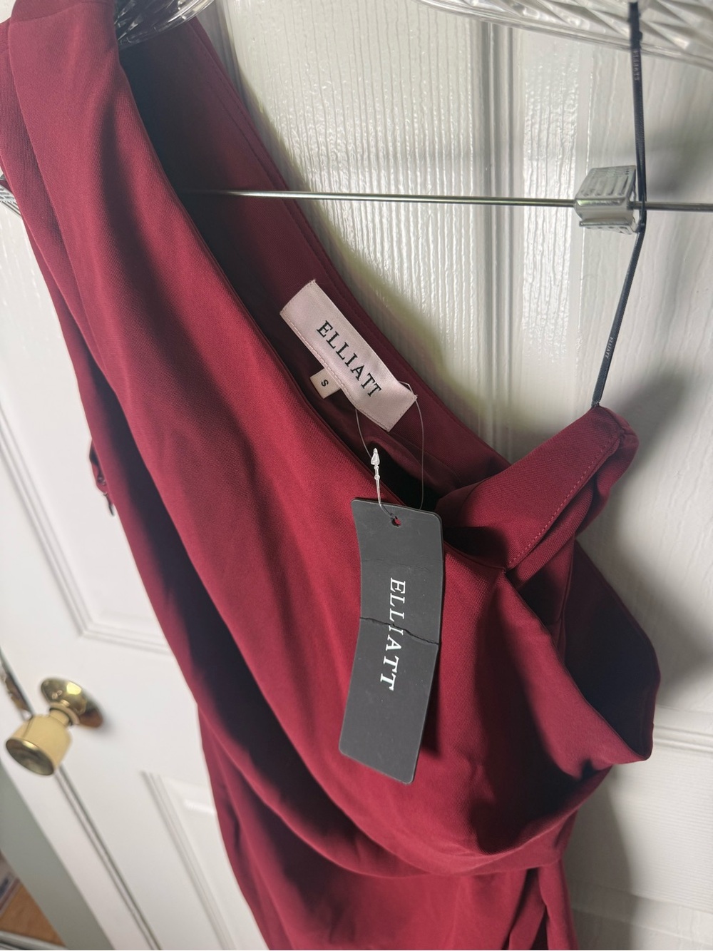 Elliatt Isadora Gown in Burgundy S - Picture 10 of 10